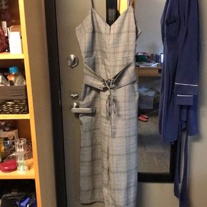 Silence and noise statement piece